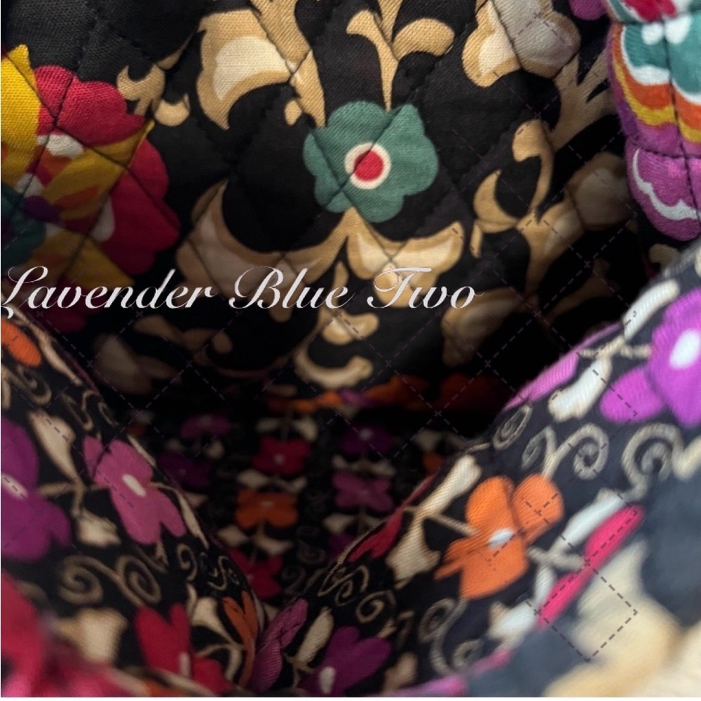 VERA BRADLEY Suzani XL 2011 Duffle Bag Black Purple Gold Floral Y2K Travel Quilt - Picture 6 of 13